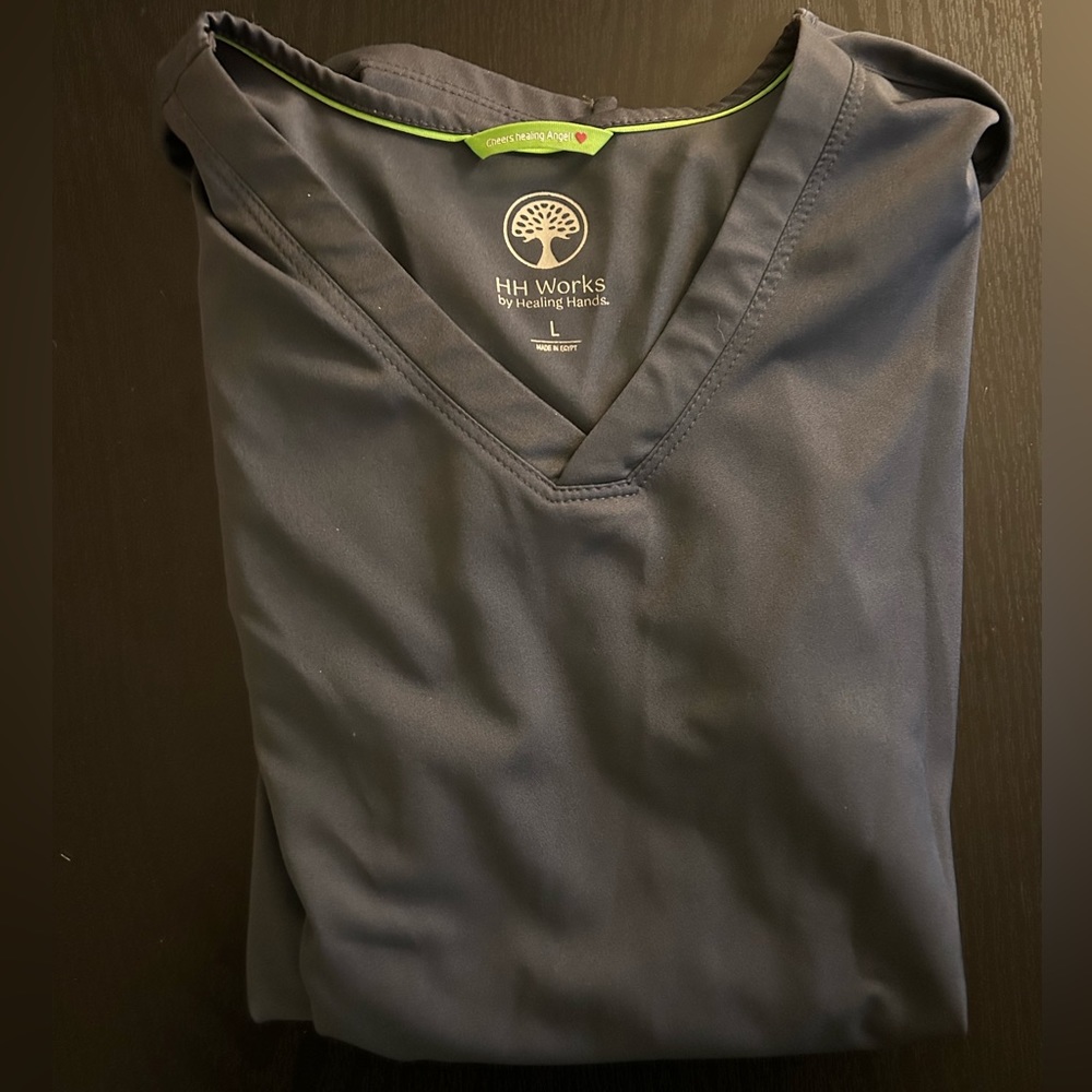 Healing hands scrub set, size L top, M pants!